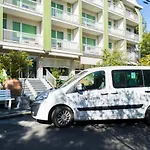 Hotel Ghironi 3*