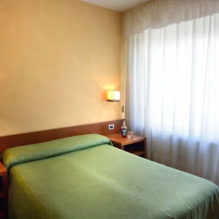 Hotell Ghironi