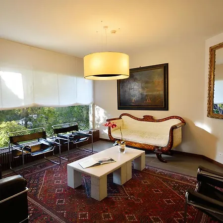 Ghironi Hotel 3*