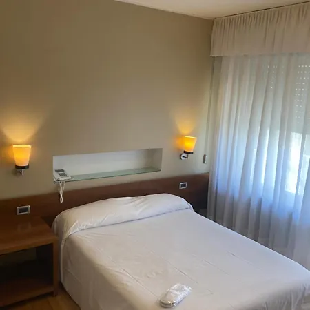 Ghironi Hotel 3*