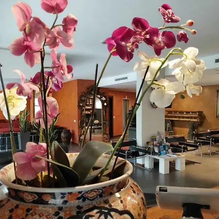 Ghironi Hotel 3*