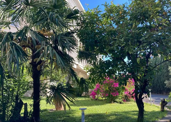 Ghironi 3* La Spezia